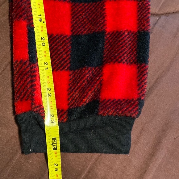 Boys Christmas Print Pajamas by Holiday #FamJams Brand.  EUC! - Picture 6 of 16